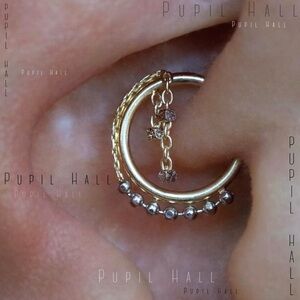Pupil Hall Yellow Gold Hoop
